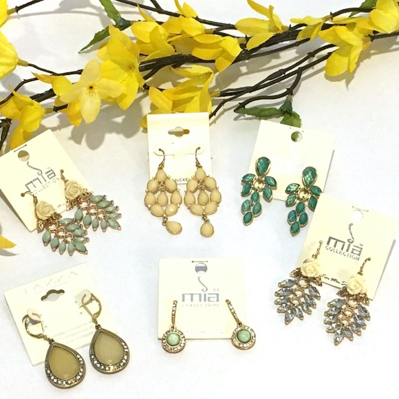 Jewelry - 6 Pairs Pastel Earrings